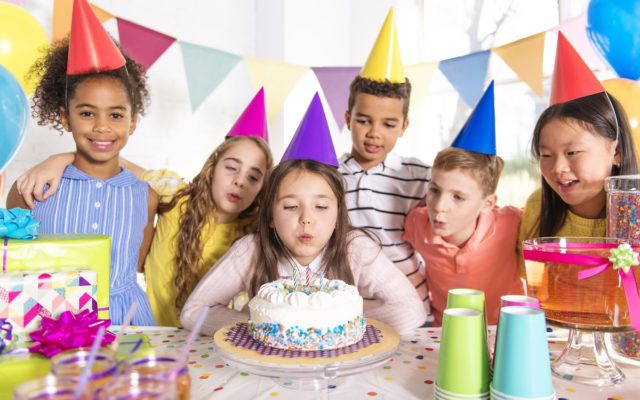 A Mom Who’s Charging $82 to Attend Her Kid’s Birthday Party Is Getting Slammed